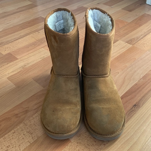 Koolaburra by Uggs size 8 - Picture 2 of 10